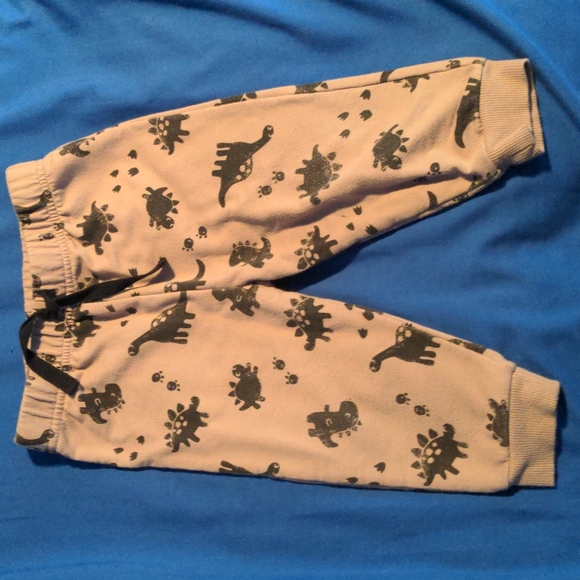 2 pairs of boys pants - Picture 2 of 7